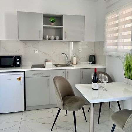 Zen Apartments Лаганас Екстериор снимка