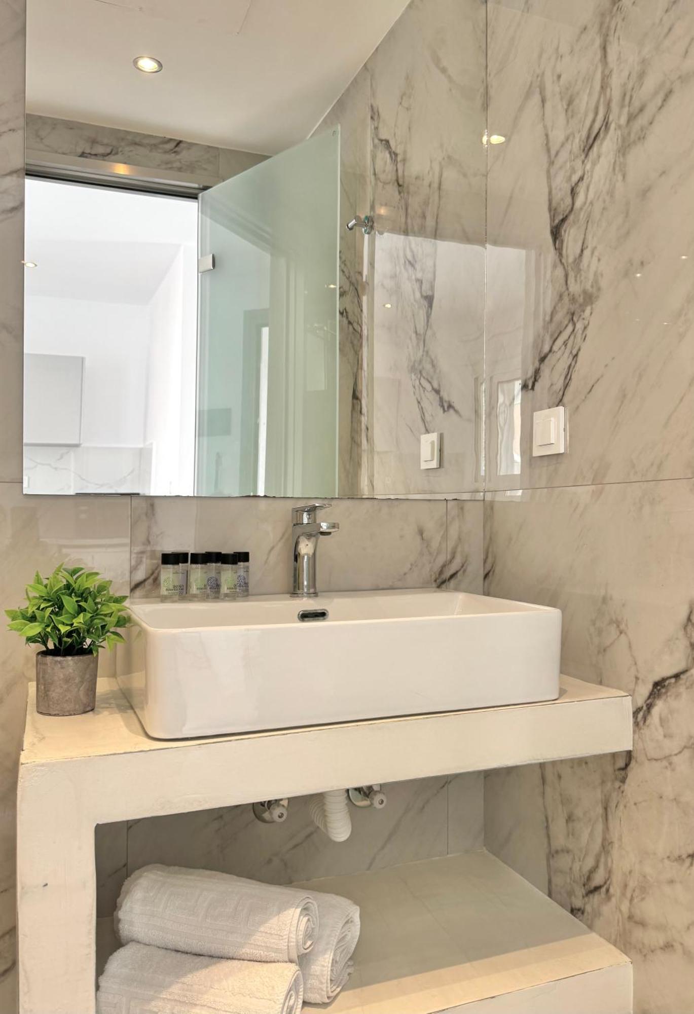 Zen Apartments Лаганас Екстериор снимка